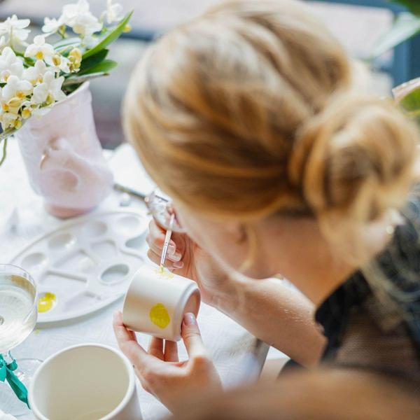 Kolibri Creatives | Verfpakket voor het schilderen van 12 bloempotten + succulenten | voor minimaal 4 personen | Ware kunstenaar  BotanicBridge